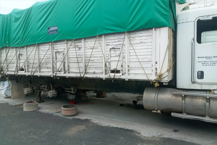 imagen reparacion de transporte de carga mantenimiento de transporte de carga